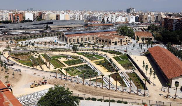 EL VERDE DOMINA EN EL PARQUE CENTRAL