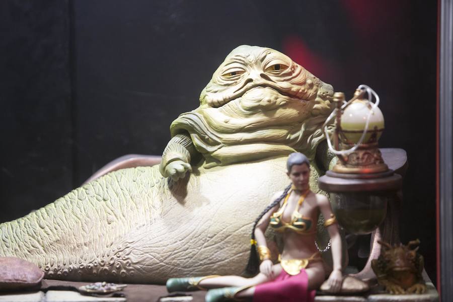 La exposición de Star Wars en La Rambleta de Valencia permanecerá abierta hasta el 30 de junio. Las entradas, a la venta a partir de 8 euros, se pueden adquirir tanto en la web de la muestra como en las taquillas del recinto. El horario de visitas es de 10 a 14 horas y de 16 a 20 horas.