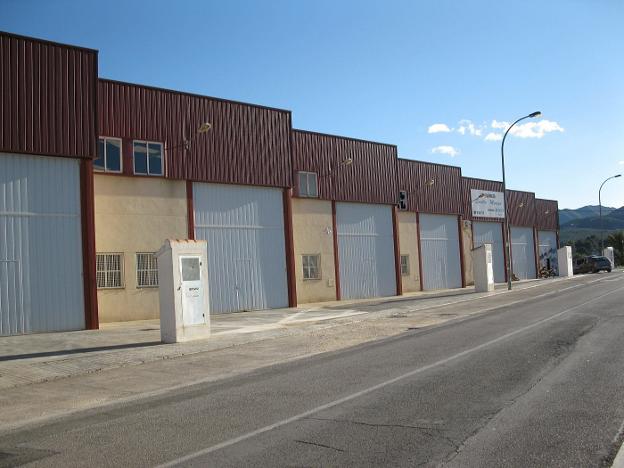 Naves industriales en un polígono de la Comunitat Valenciana. 