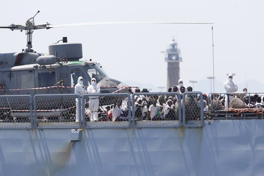 Fotos: La flotilla del Aquarius llega a Valencia