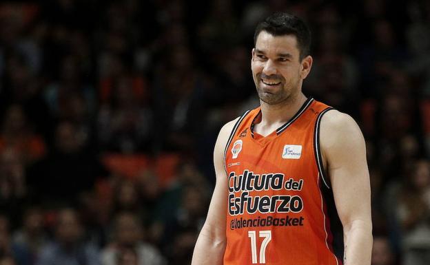 Rafa Martínez, durante un partido en la Fonteta.