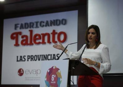 Imagen secundaria 1 - Varios momentos y protagonistas de Fabricando Talento 2018. 