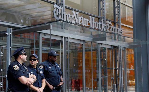 Vigilancia policial en The New York Times tras el tiroteo de Maryland. 