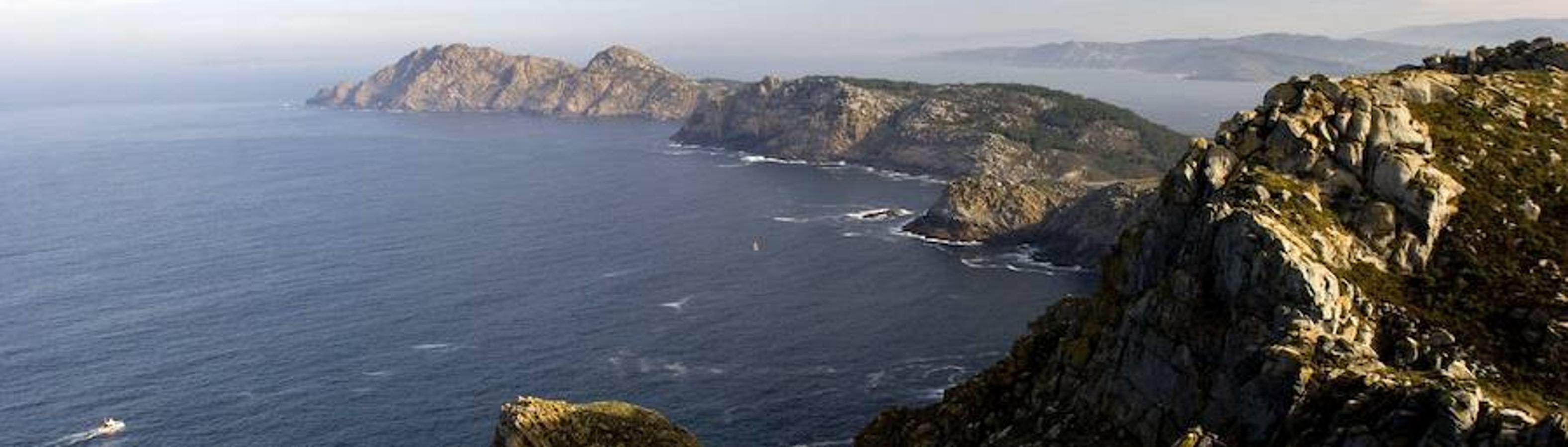 Islas Atlanticas: Cíes, Ons, Sálvora y Cortegada. La Coruña. Su riqueza está bajo el mar. 7.200 hectáreas marítimas y 1.194 terrestres.