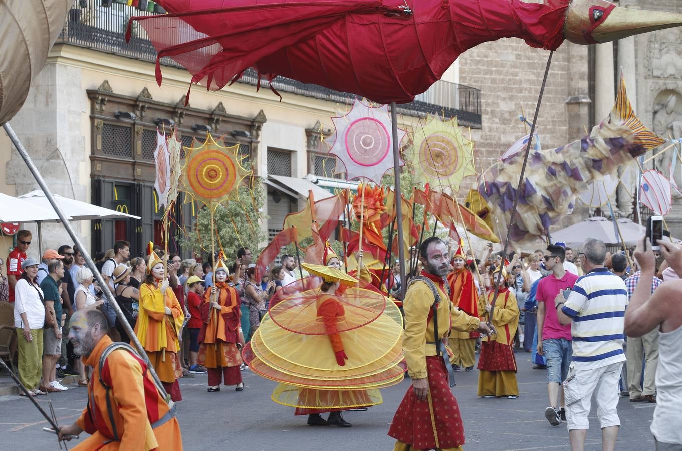 Fotos: Empieza la Feria de Julio 2018 con desfile, pólvora y color