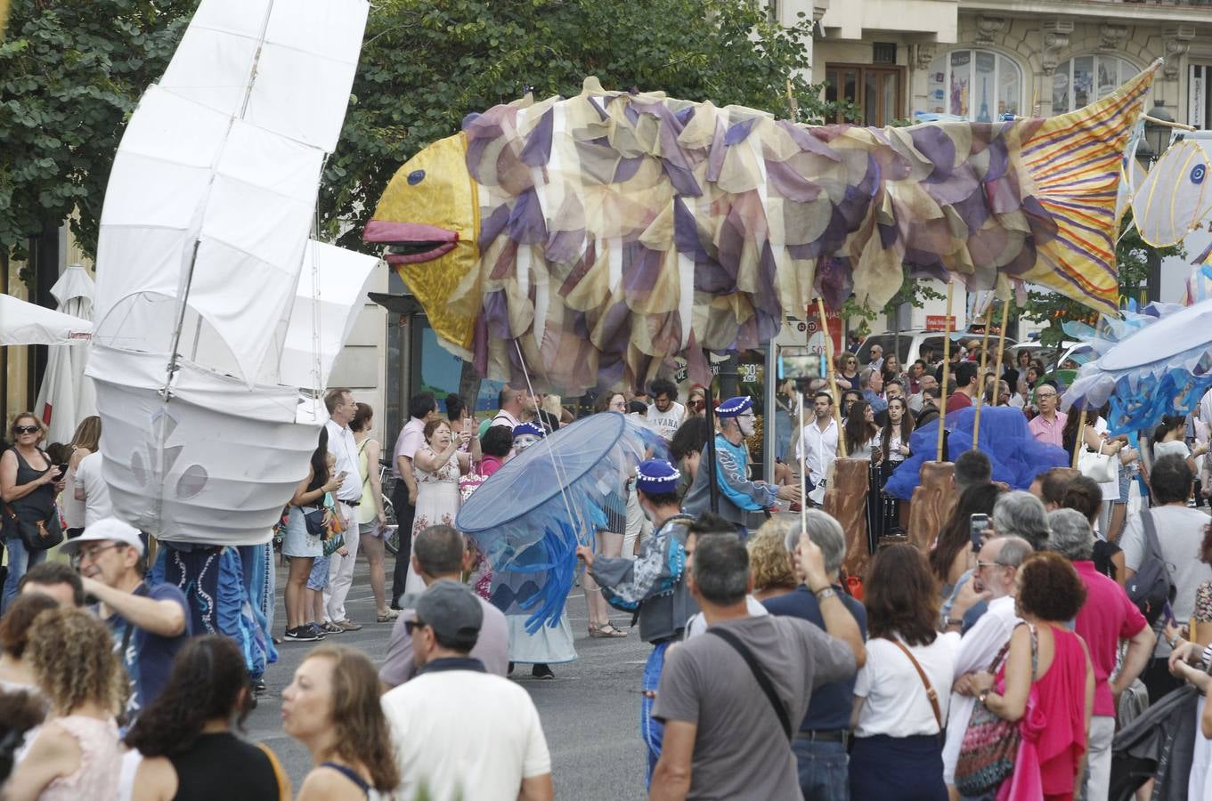 Fotos: Empieza la Feria de Julio 2018 con desfile, pólvora y color