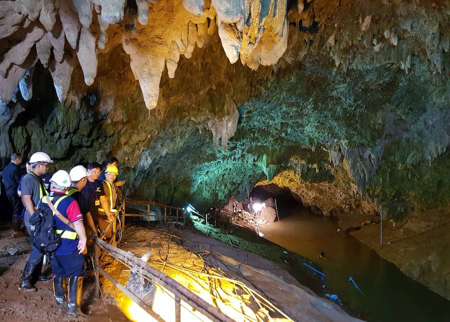 Fotos: La agonía de Tailandia para rescatar a los niños