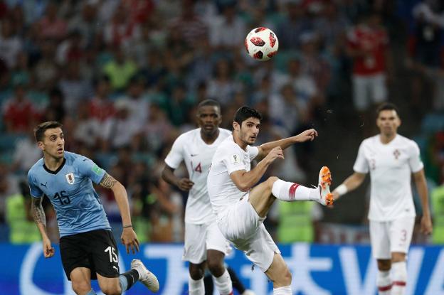 Guedes durante el partido ante Uruguay en el Mundial de Rusia. 