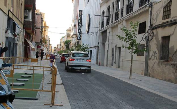 Dénia cerrará de nuevo al tráfico la calle Colón durante diez días para rematar los trabajos de reurbanización