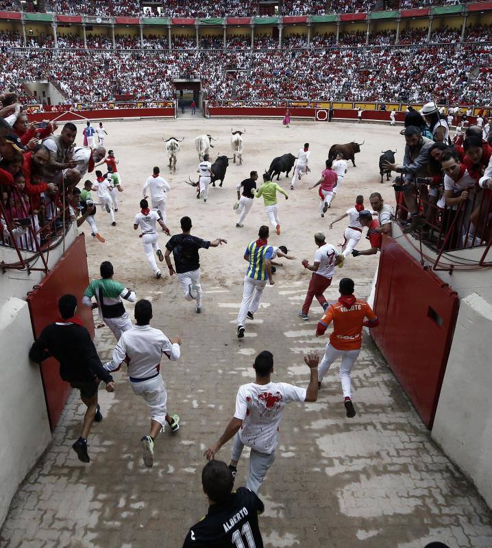 Fotos: Fotos del encierro de San Fermín con toros de Jandilla (viernes 13 de julio de 2018)