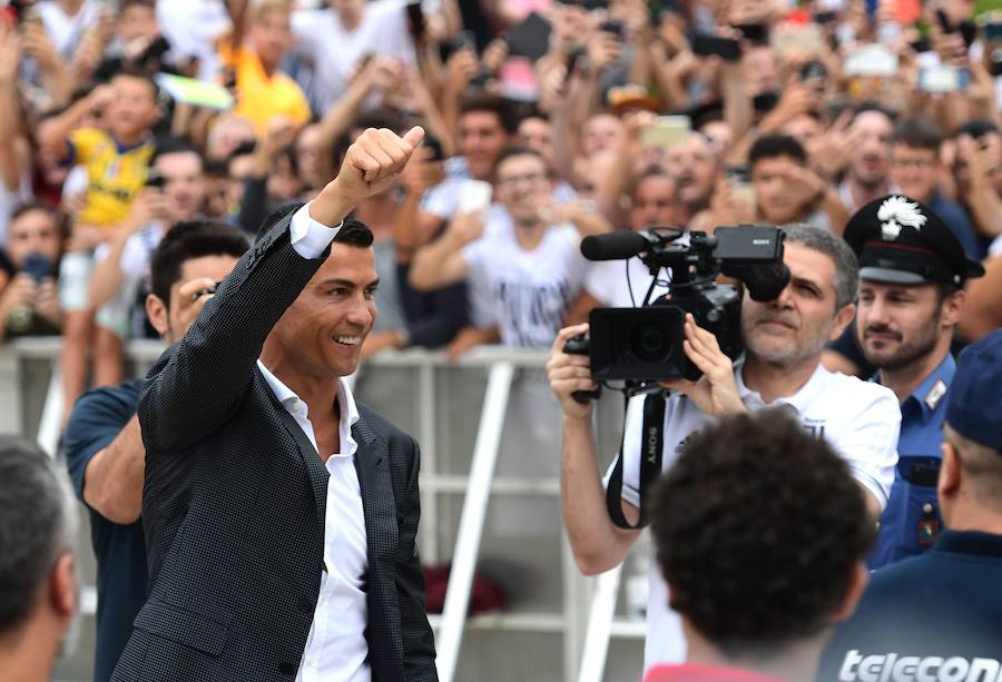 El luso desata la locura entre la afición de la Juventus, que le pide la conquista de la Champions.