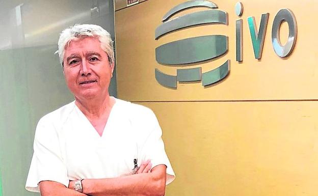 Dr. Arribas, jefe de Servicio de Oncología Radioterápica del IVO. 