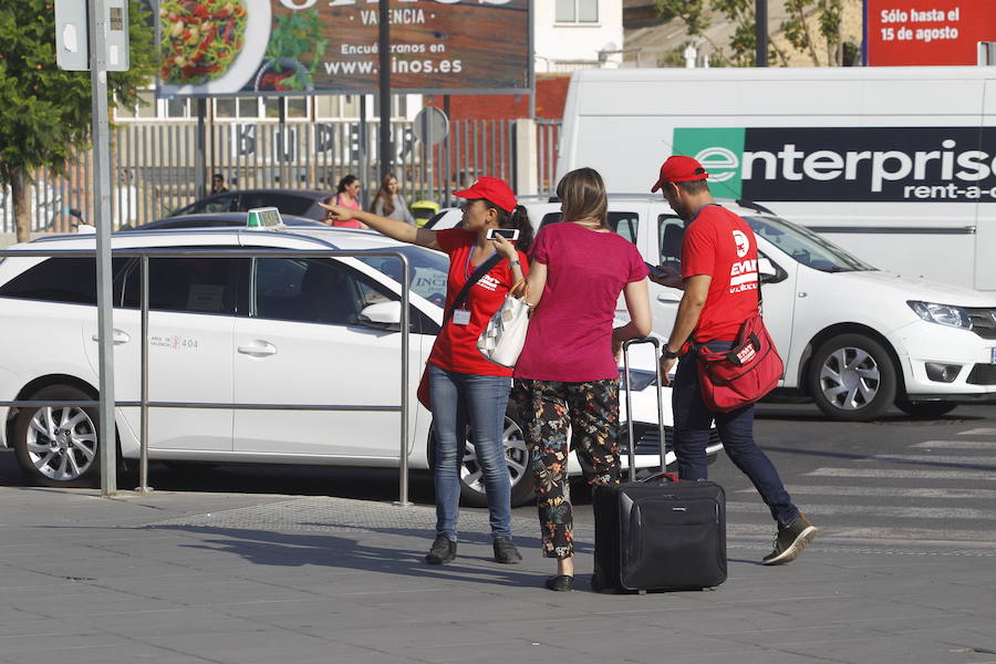 Fotos: Huelga de taxistas en Valencia - martes 31 de julio