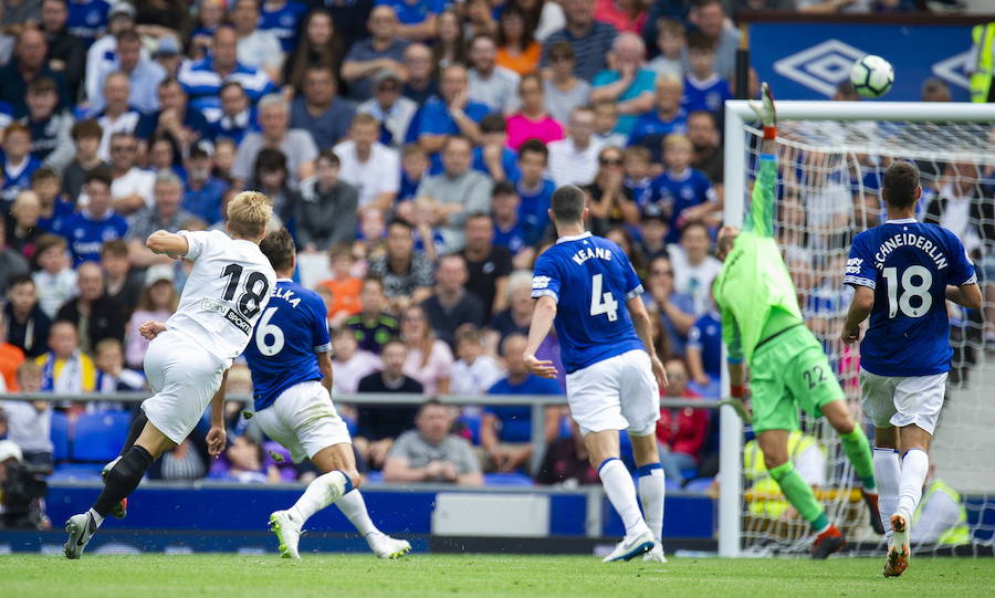 Estas son las imágenes que deja el amistoso en Goodison Park