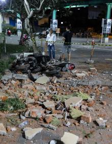 Imagen secundaria 2 - Consecuencias del terremoto sucedido en Lombok, Indonesia. 