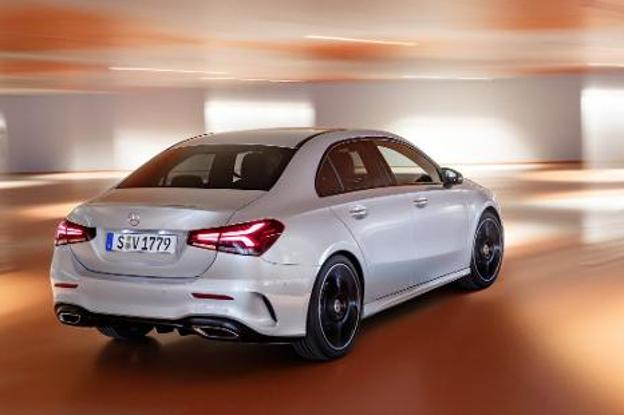 El Mercedes Clase A sedán, listo en 2019