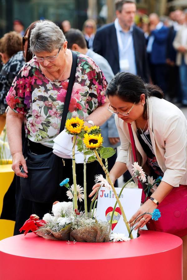 Barcelona recuerda a las víctimas de los atentados de Las Ramblas y Cambrils un año después.