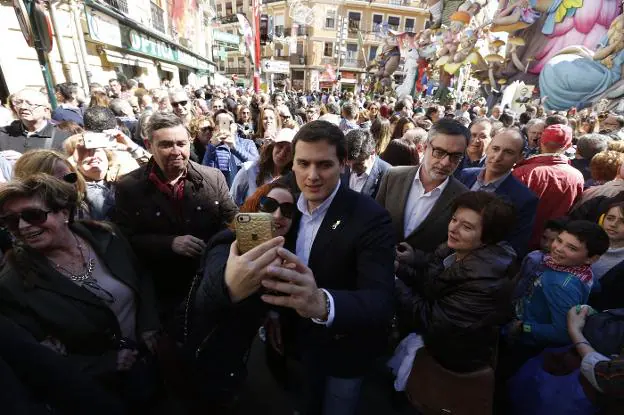 Albert Rivera, durante las pasadas Fallas en la demarcación de Convento Jerusalén. 