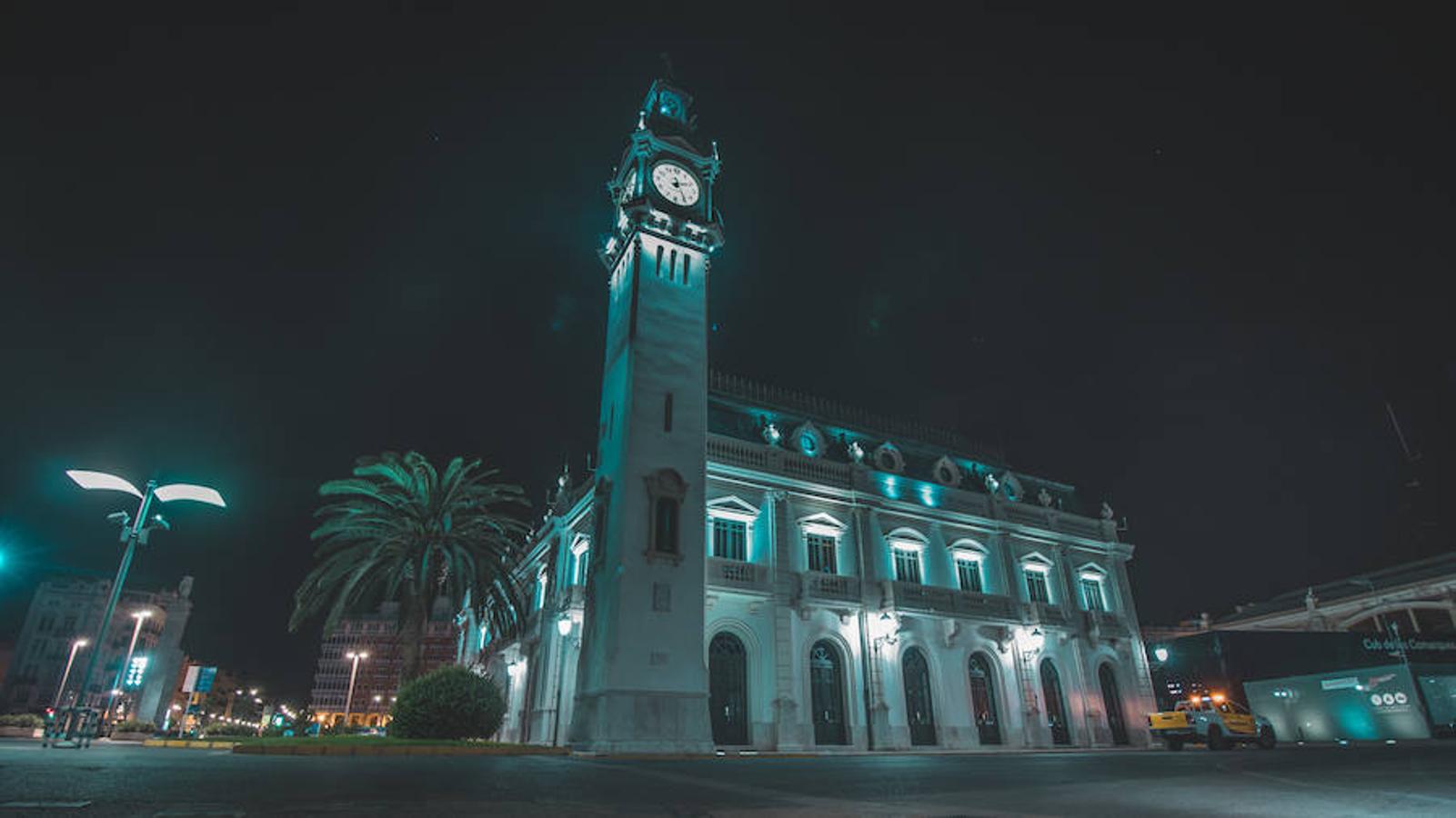 El edificio del Reloj del Puerto de Valencia.