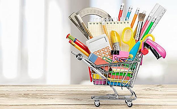 La 'vuelta al cole' cuesta 8 veces más en los colegios privados que en los públicos, según la Unión de Consumidores