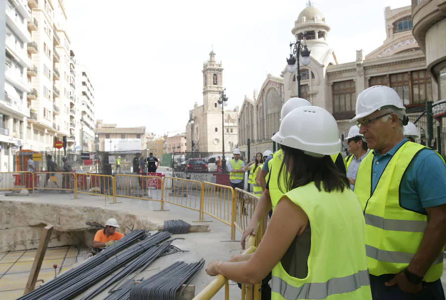 El parking de Brujas reabrirá antes de Navidad con 300 plazas de rotación. El aparcamiento junto al Mercado Central de Valencia contará con 40 puntos de carga de vehículos eléctricos, reparto de última milla y 400m2 de carga y descarga. 