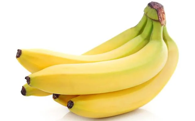 Las bananas tienen un color amarillo uniforme. 