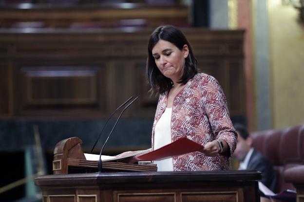 Montón extiende a toda España la asistencia médica a extranjeros ilegales