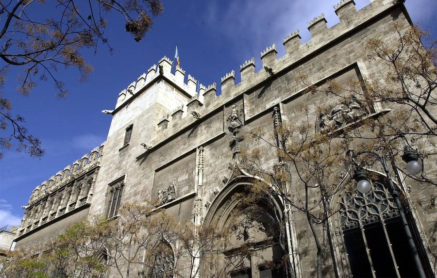 La Lonja de la Seda. Calle de la Lonja, 2. 