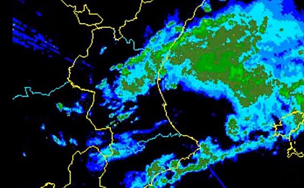 Evolución de las tormentas, poco antes de las 12 h de este sábado.