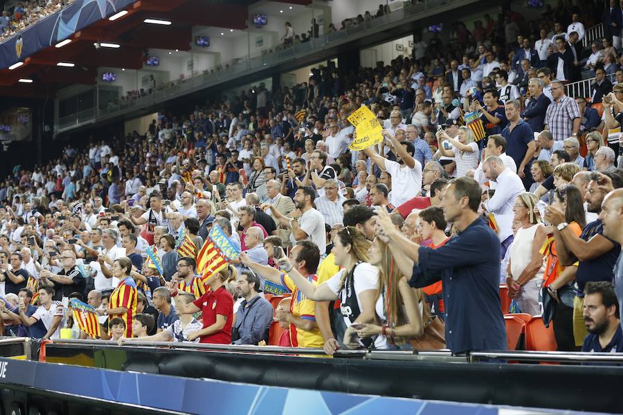 Estas son las mejores imágenes del partido de la primera jornada de Champions en Mestalla