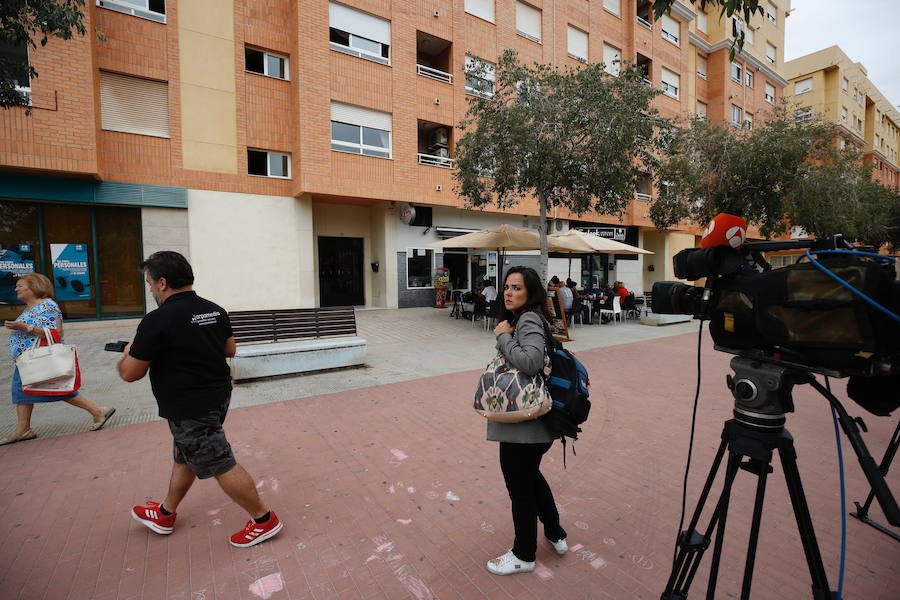 La madre de las pequeñas, de 3 y 6 años, reside en otro domicilio y ha sido trasladada a un centro hospitalario para recibir atención psicológica