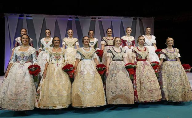 Galería. Corte de Honor de ls Fallas 2019: las 13 candidatas a fallera mayor de Valencia 2019.