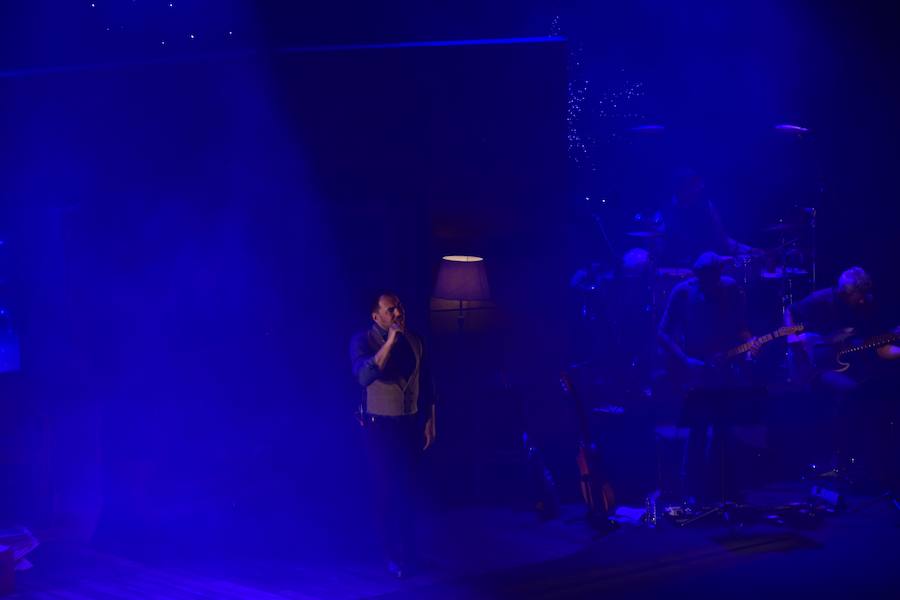 Fotos: Concierto de Ismael Serrano en el Palau de les Arts de Valencia
