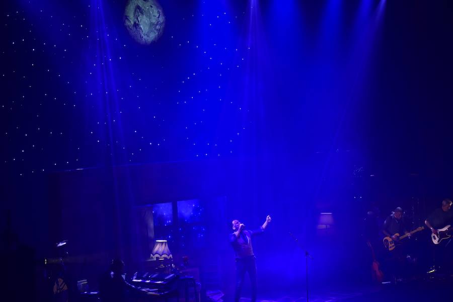 Fotos: Concierto de Ismael Serrano en el Palau de les Arts de Valencia