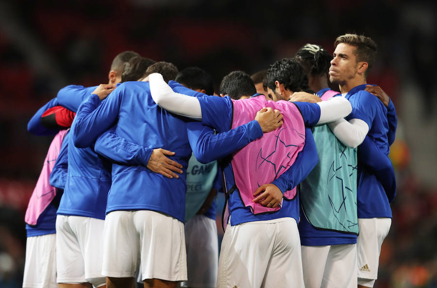 Estas son las imágenes que deja el paso del conjunto blanquinegro por Old Trafford en la segunda jornada de Champions League