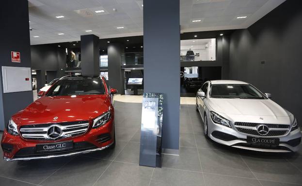 Diésel | Mercedes-Benz primará hasta 10.000 euros y BMW hasta 6.000 por cambio coche