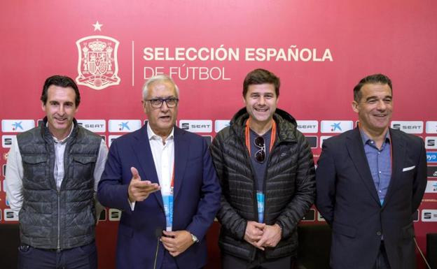 Unai Emery, Gregorio Manzano, Mauricio Pocchetino y Luis García, en Las Rozas.