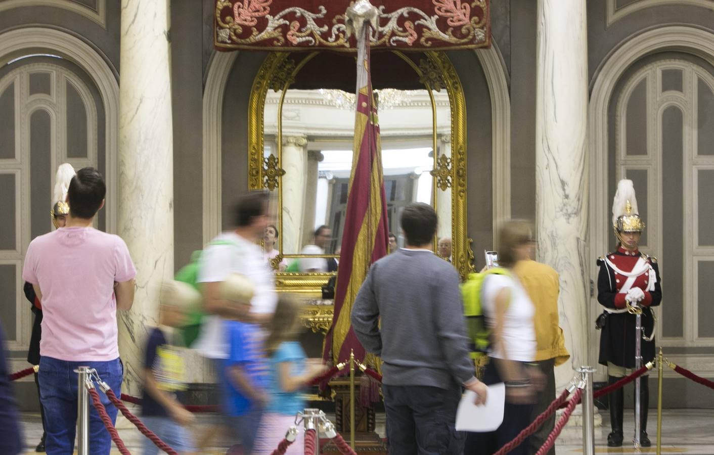 Fotos: Fotos de la exposición de la Reial Senyera