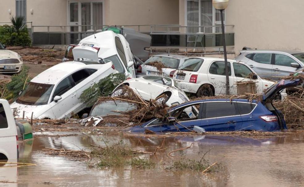 Un «apocalipsis» de lodo y agua mata a diez personas y arrasa el noreste de Mallorca