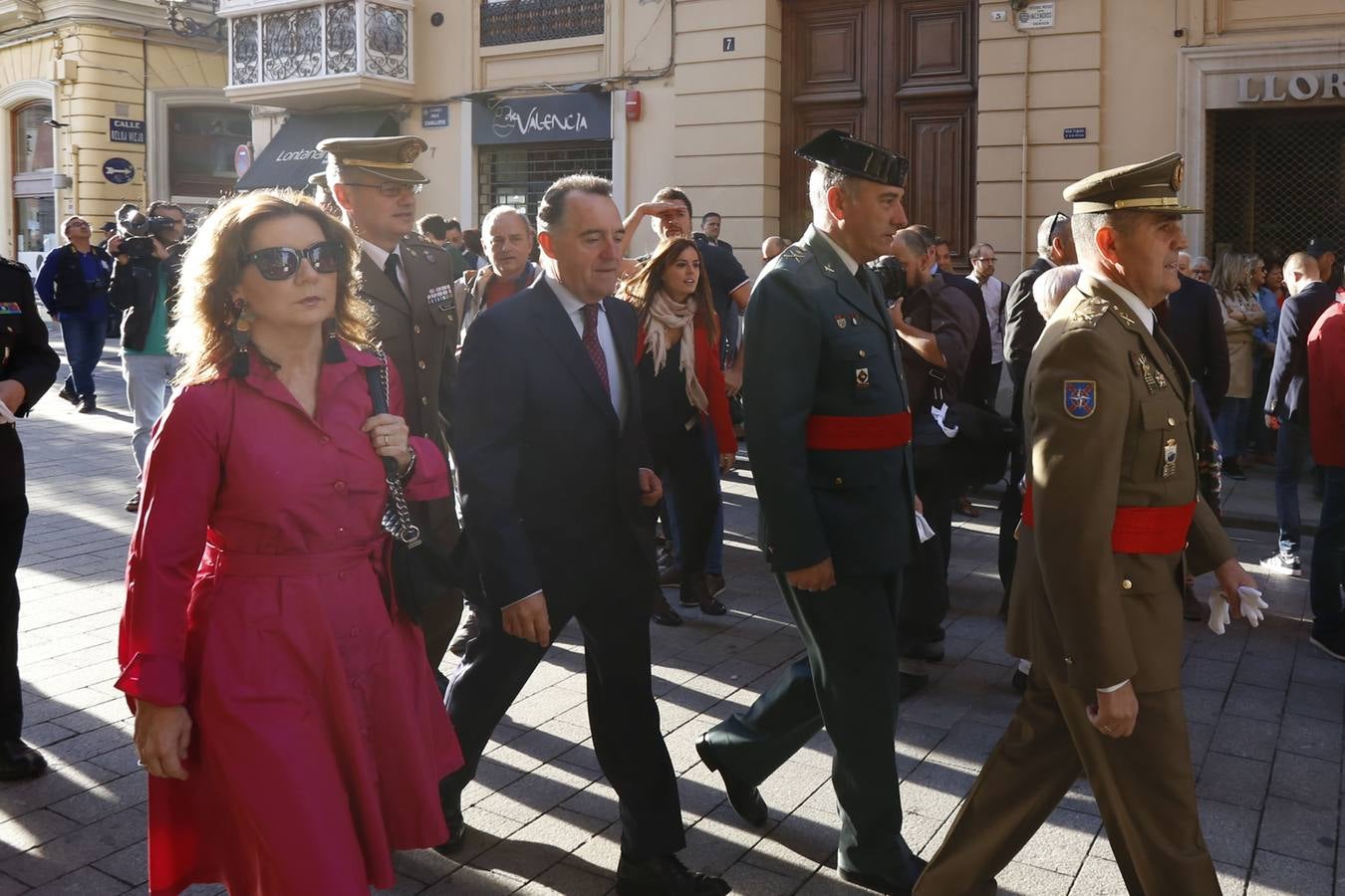 El presidente del Gobierno, Pedro Sánchez, ha puesto a la Comunitat Valenciana como ejemplo de «la mejor España», «la que se construye desde el diálogo y desde la suma de voluntades, la que prima la convivencia sobre el agravio territorial». Sánchez ha participado en el acto institucional de entrega de distinciones de la Generalitat Valenciana por el 9 d'Octubre.