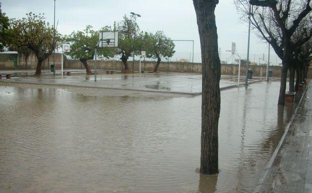 Un colegio inundado.