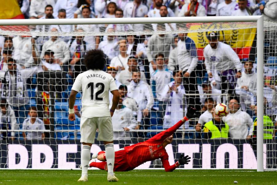 Estas son las mejores imágenes del partido de la jornada 9 de Liga en el Santiago Bernabéu