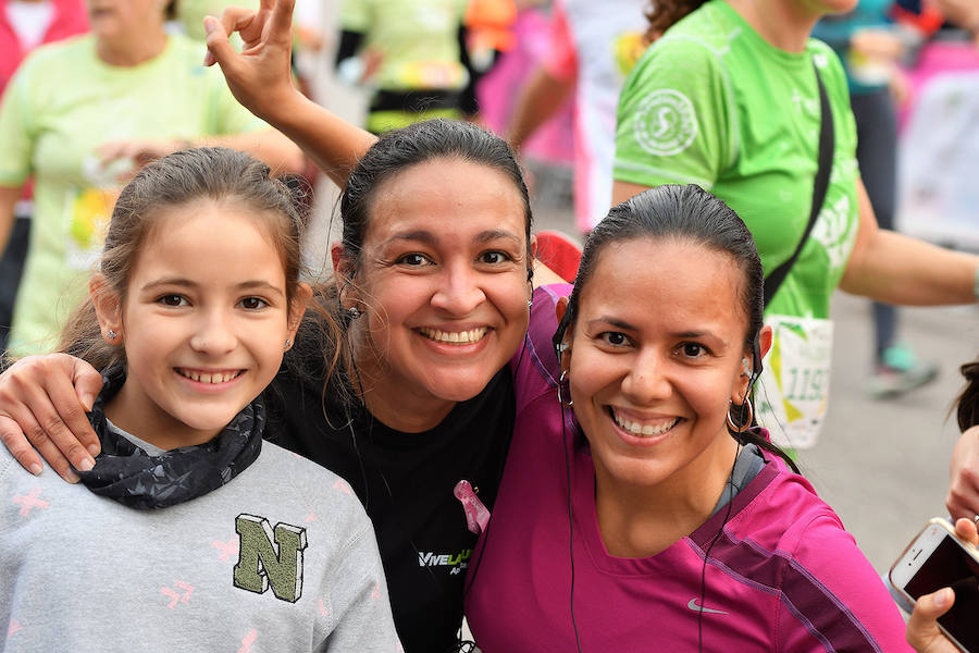 Un total de 10.049 personas han participado en 'Valencia contra el Cáncer' este 21 de octubre, una III edición de récord que ha logrado recaudar 50.245€ para luchar contra la enfermedad. En lo que llevamos de 2018, RunCáncer ya alcanza los 255.556€ de recaudación que se destinarán íntegramente a proyectos de investigación oncológica