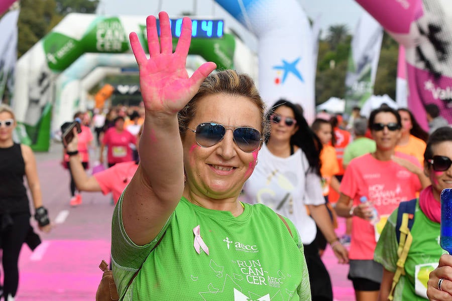 Un total de 10.049 personas han participado en 'Valencia contra el Cáncer' este 21 de octubre, una III edición de récord que ha logrado recaudar 50.245€ para luchar contra la enfermedad. En lo que llevamos de 2018, RunCáncer ya alcanza los 255.556€ de recaudación que se destinarán íntegramente a proyectos de investigación oncológica