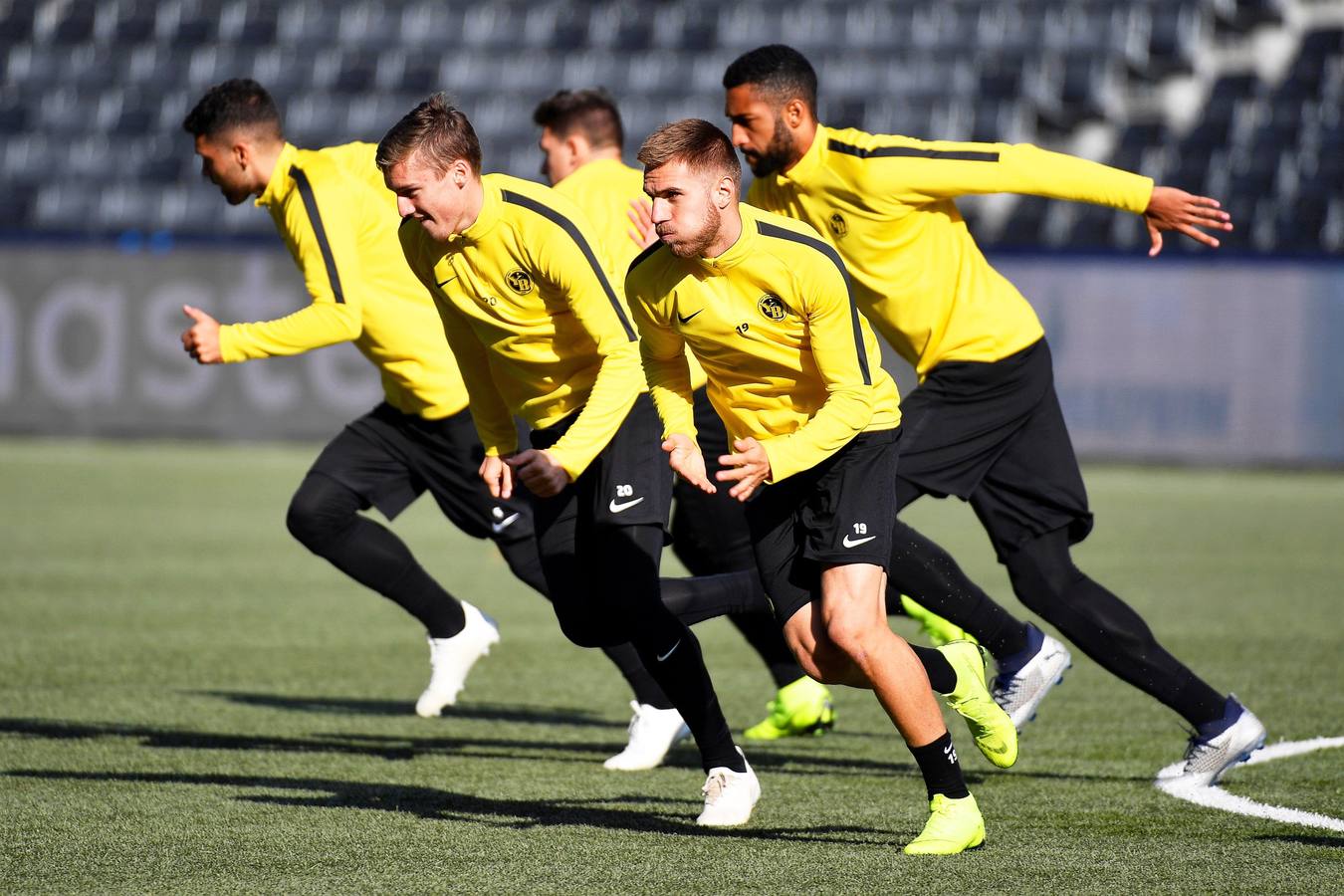 Entrenamientos y ruedas de prensa del Valencia CF y el Young Boys previos al partido de Champions League del martes 23 de octubre (18:55 h).