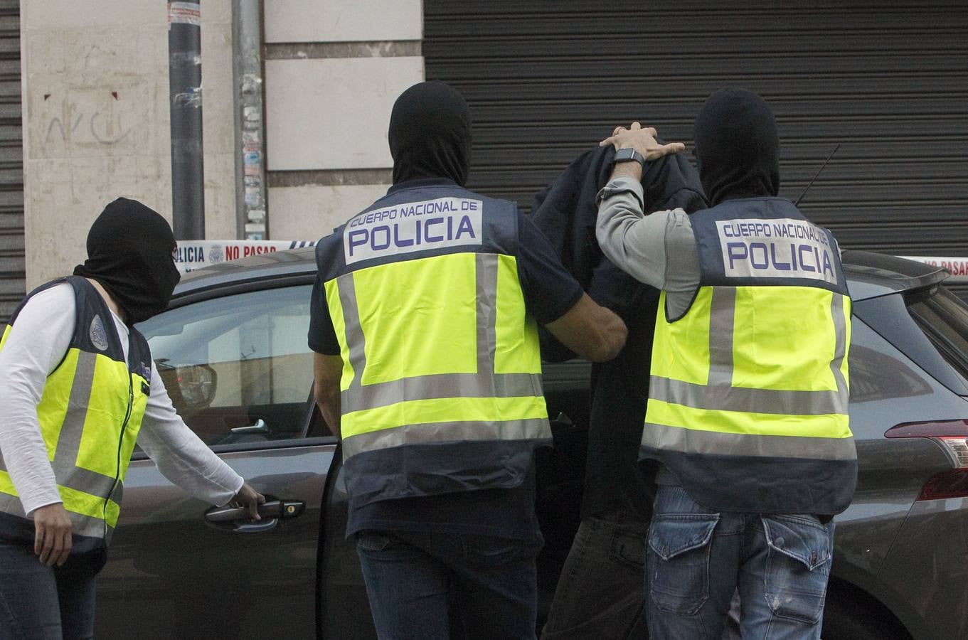 Fotos: La Policía detiene a dos yihadistas en Alaquàs y Cocentaina