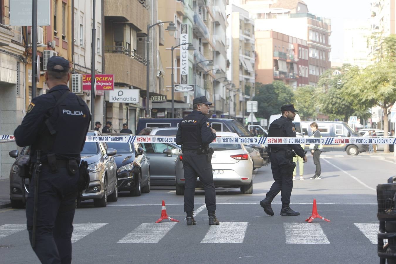 Fotos: La Policía detiene a dos yihadistas en Alaquàs y Cocentaina