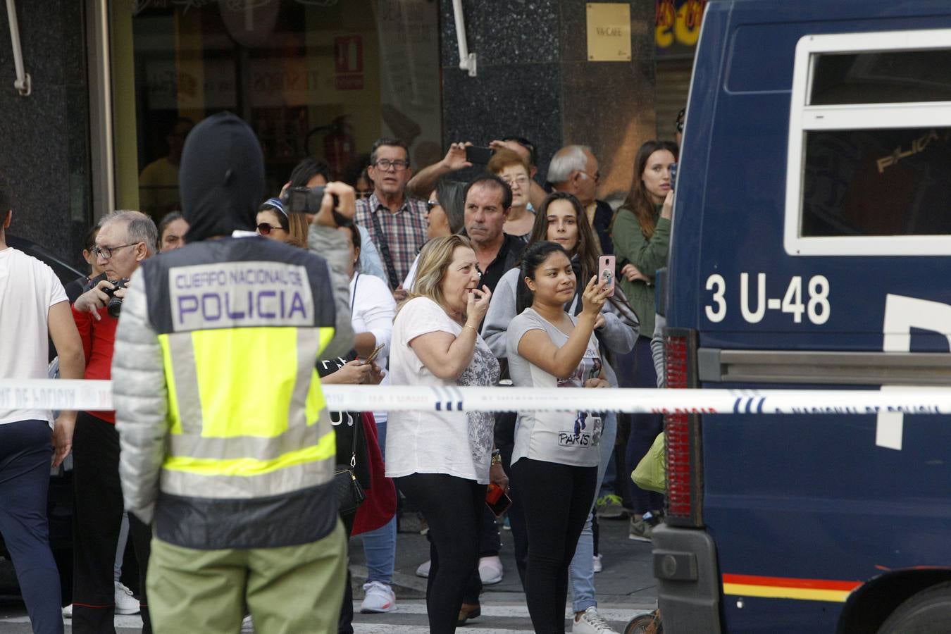 Fotos: La Policía detiene a dos yihadistas en Alaquàs y Cocentaina