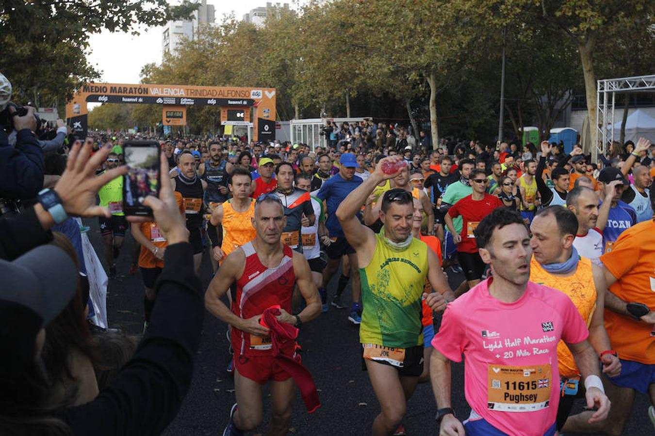 Más de 15.500 corredores participan en una prueba rapidísima que ya ostentaba el récord mundial femenino.