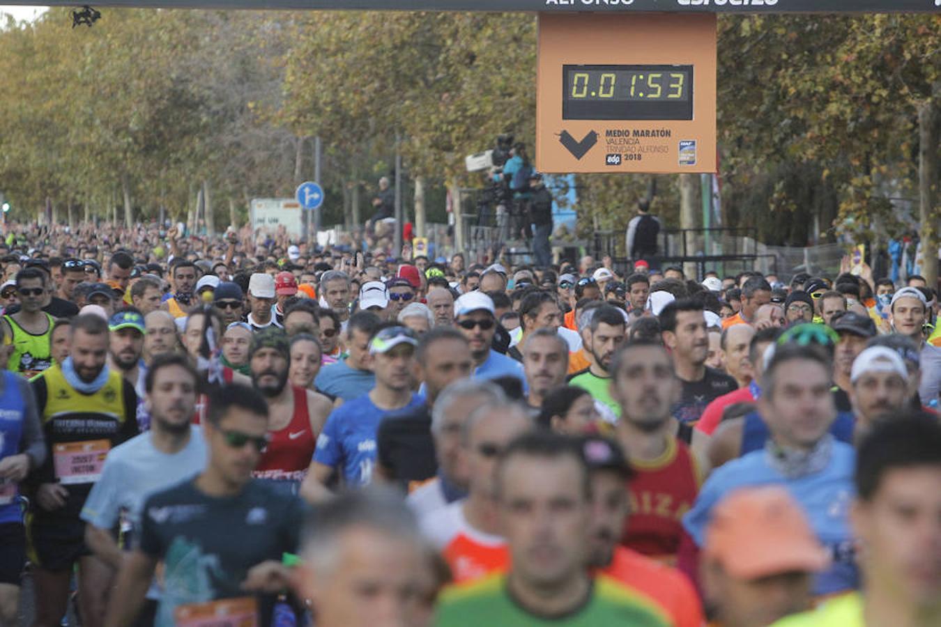 Más de 15.500 corredores participan en una prueba rapidísima que ya ostentaba el récord mundial femenino.